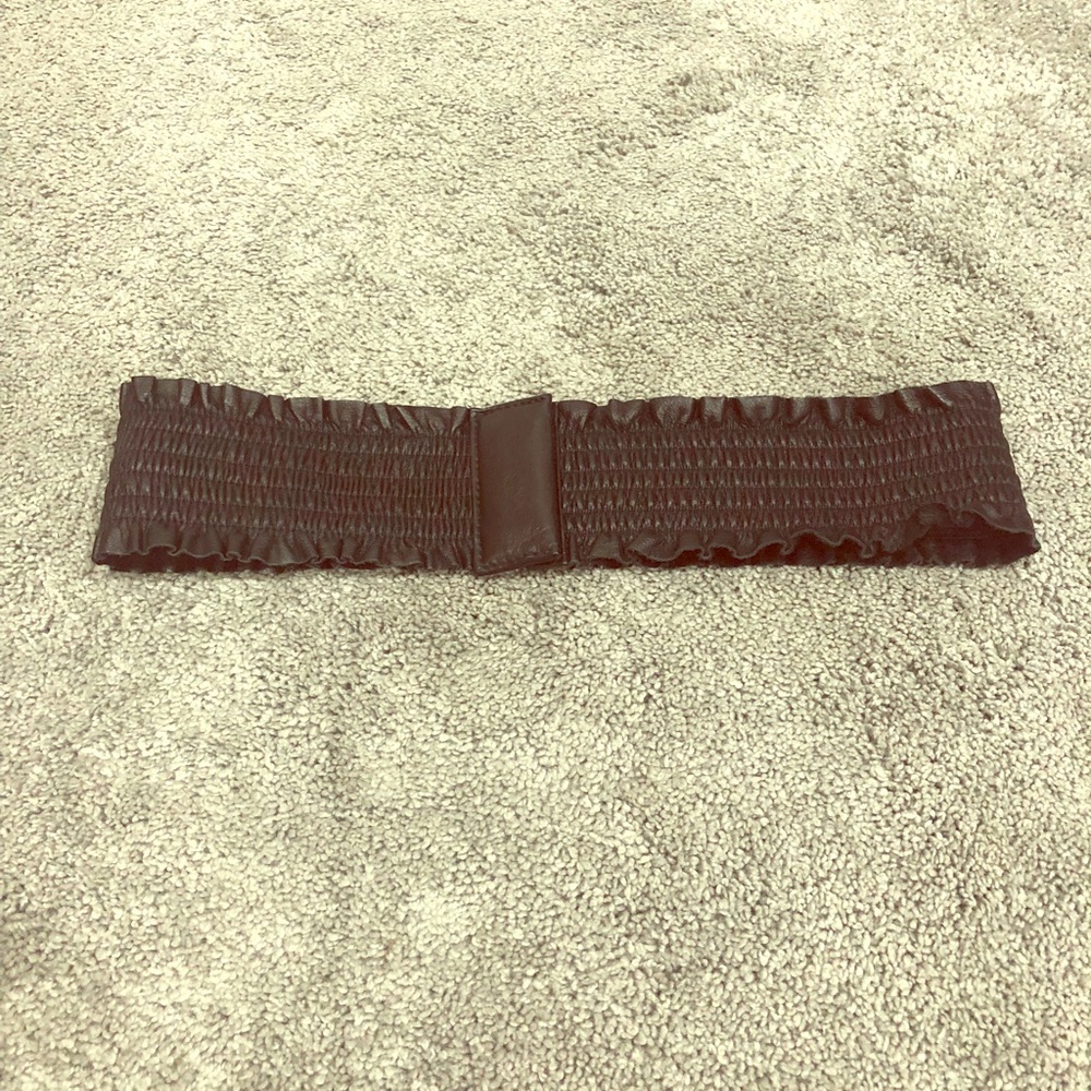 Black leather cinch belt